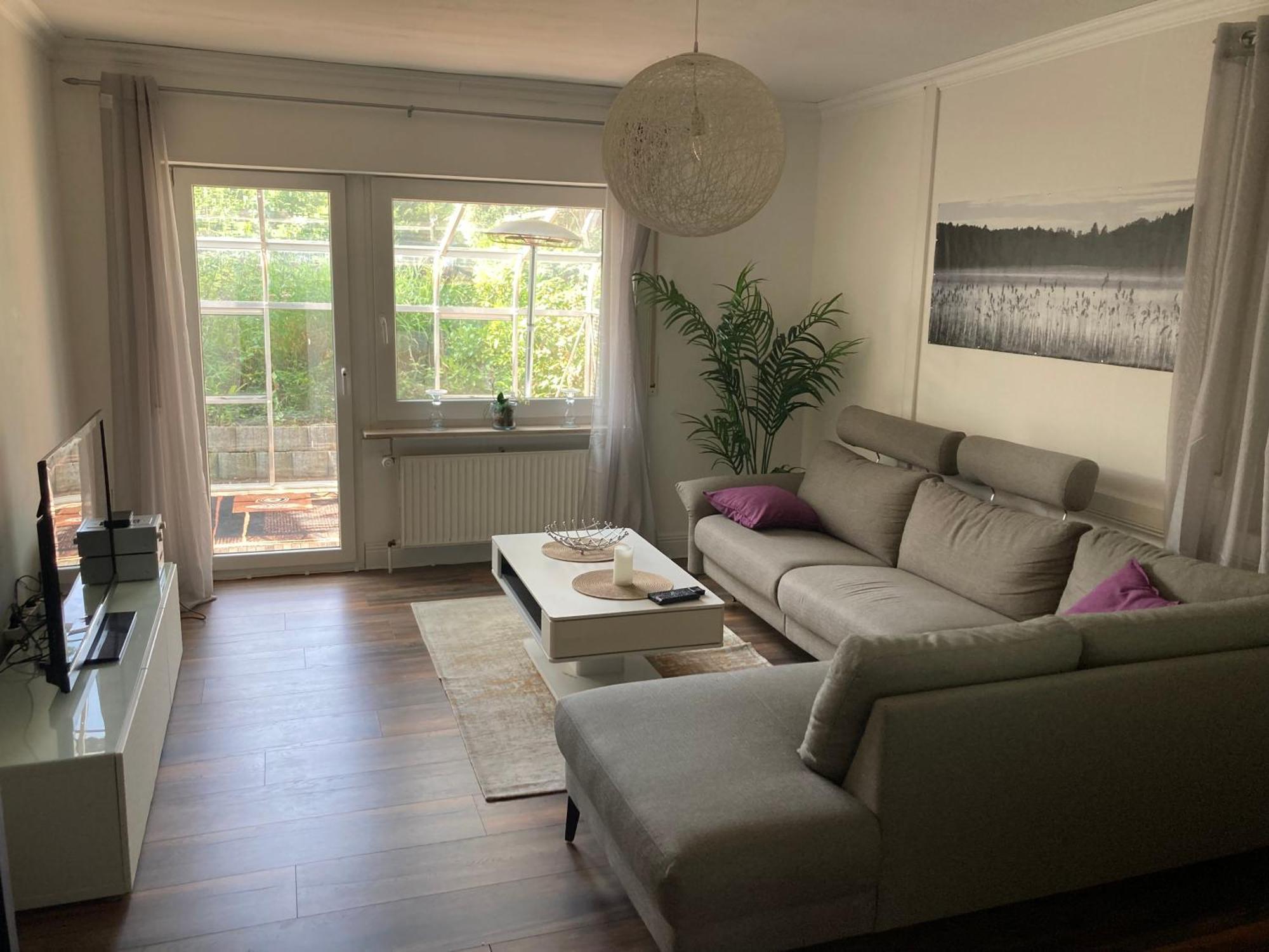Amselweg Am Waldrand Gelegen Netflix Eigener Carport Uvm Apartment Taunusstein Luaran gambar